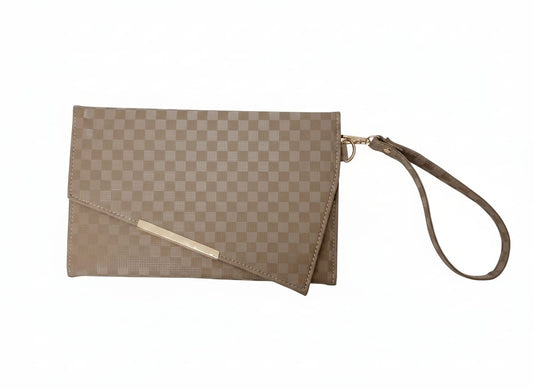 To-Go Clutch in Cafe Satin